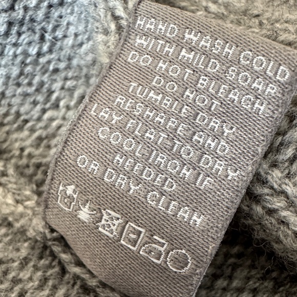 Neiman Marcus Gray Hooded Zip-Up Cable Knit Sweater Merino Wool Cashmere - Picture 13 of 13